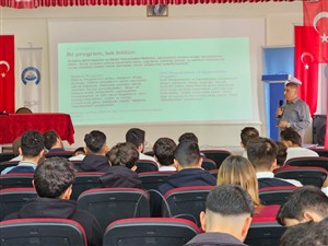Makine ve Metal Teknolojileri Bölümü Öğrencilerine Oryantasyon Eğitimi Verildi