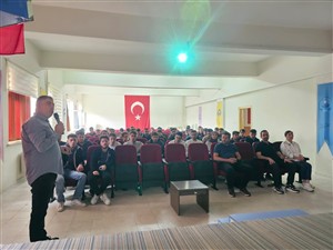 Makine ve Metal Teknolojileri Bölümü Öğrencilerine Oryantasyon Eğitimi Verildi