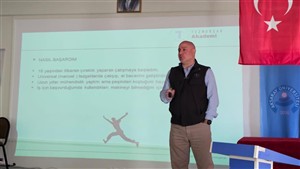 Torna ile Şekillenen Hayatlar Semineri Öğrencileri Sektörle Buluşturdu