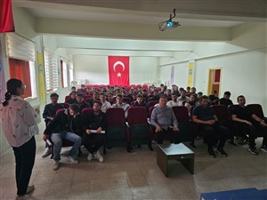 Makine ve Metal Teknolojileri Bölümü Öğrencilerine Oryantasyon Eğitimi Verildi